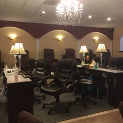 Venere Nails & Spa - Such a beautiful salon