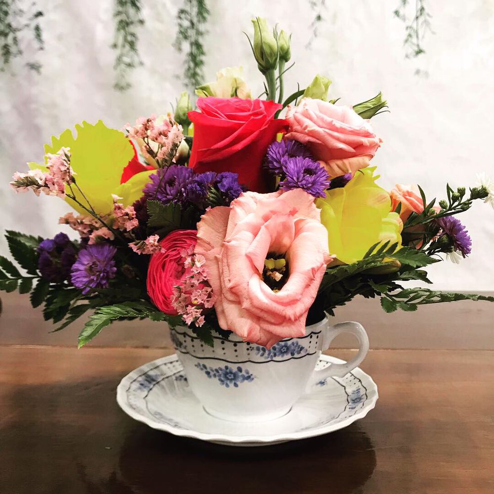 NALY’S FLORAL SHOP 367 Photos & 23 Reviews 1203 N Sherman Ave