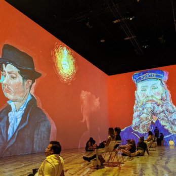 Immersive Van Gogh Exhibit - Portraits, which everyone physically distancing in circles - Art Museums Near Me - Toronto, Ontario