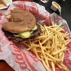 Freddy's Frozen Custard & Steakburgers
