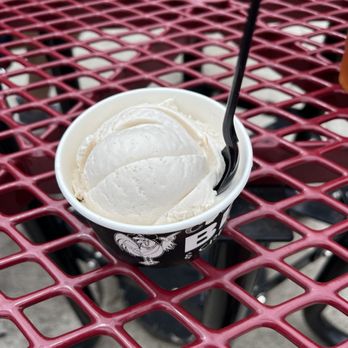 Cockeye Creamery - (Vegan/Dairy-Free) Vanilla Bean - Ice Cream & Frozen Yogurt Near Me - Warren, Ohio Cockeye Creamery - (Vegan/Dairy-Free) Vanilla Bean - Ice Cream & Frozen Yogurt Near Me - Warren, Ohio