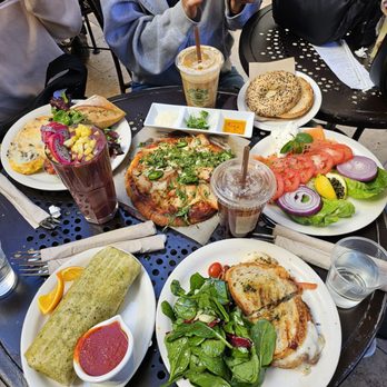 Urth Caffé-Pasadena - food - Cafes Near Me - Pasadena, California