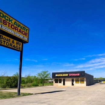Lockaway Storage - Front of property from street - Self Storage Near Me - Schertz, Texas Lockaway Storage - Front of property from street - Self Storage Near Me - Schertz, Texas