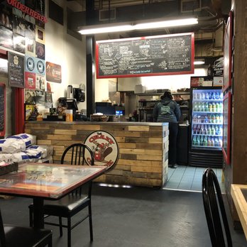 The Crazy Canuck - Barbeque Near Me - Waterloo, Ontario