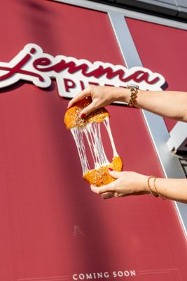 Jemma Pizzeria - Palisades Village by null