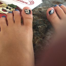 Designs on daughters nails. Designs on daughters nails.