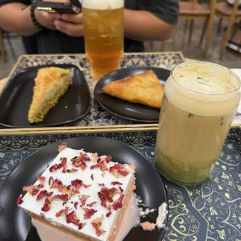Qamaria Yemeni Coffee - Coffee & Tea Near Me - Folsom, California Qamaria Yemeni Coffee - Coffee & Tea Near Me - Folsom, California