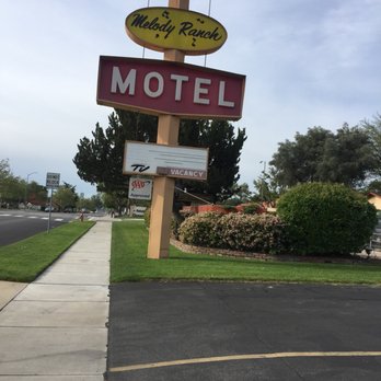 Melody Ranch Motel - Hotels Near Me - Paso Robles, California