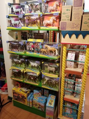 G Willikers Toy Shoppe by null