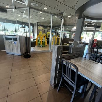 McDonald's - Fast Food Near Me - Castaic, California McDonald's - Fast Food Near Me - Castaic, California