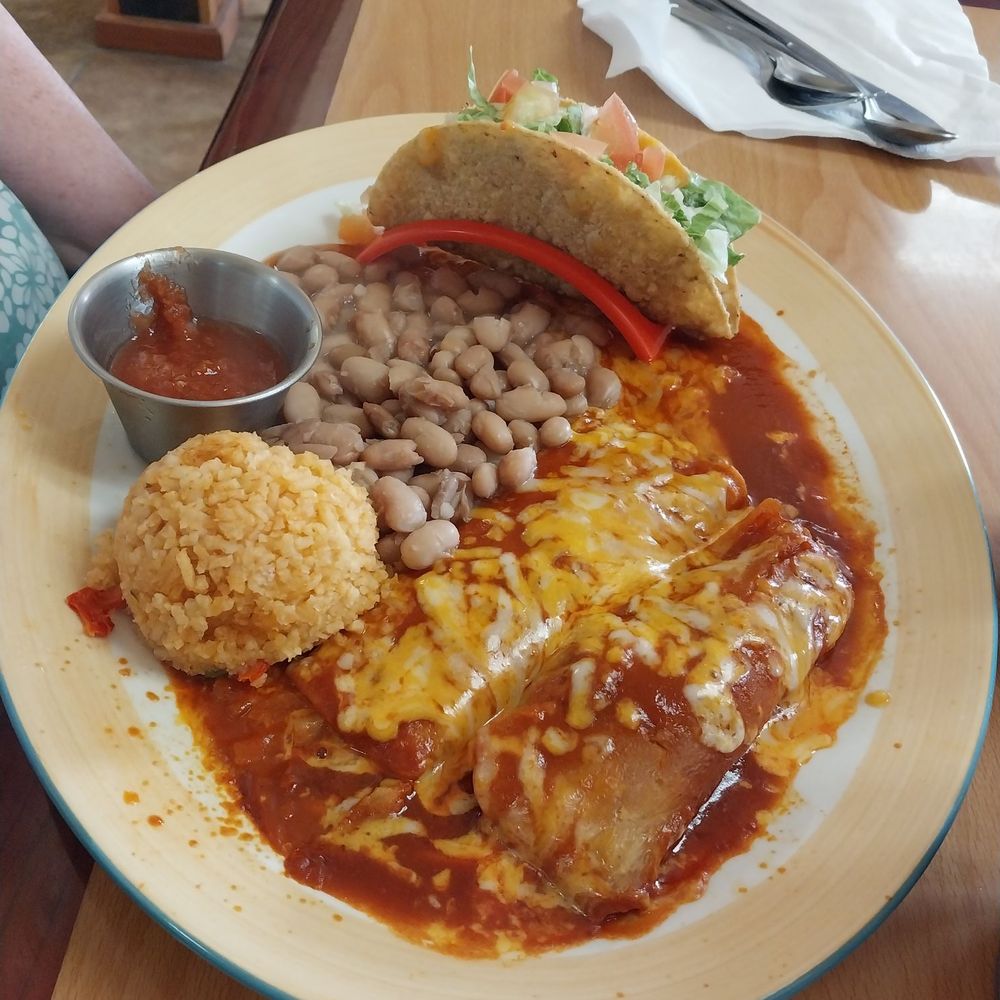 Alma Grill - Combination plate red enchilada red tamala - Cafes Near Me - Glenwood, New Mexico