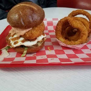 Zo's Good Burger E. Dearborn - The good burger with onion rings - Halal Near Me - Dearborn, Michigan Zo's Good Burger E. Dearborn - The good burger with onion rings - Halal Near Me - Dearborn, Michigan