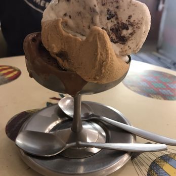 Pozzetto - Stracciatella, coffee, and chocolate hazelnut - Coffee & Tea Near Me - Paris, 75