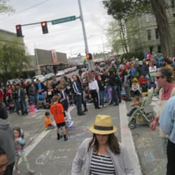 Arts Walk - Quite a crowd!