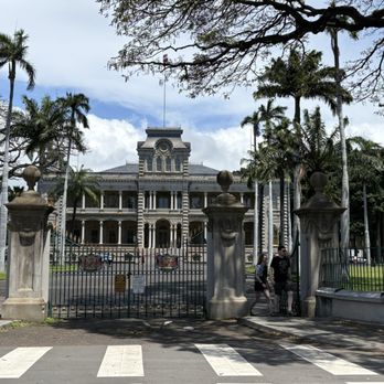 Iolani Palace - Museums Near Me - Honolulu, Hawaii