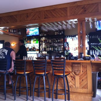 Fusaro's - Full Bar - Italian Near Me - Nantucket, Massachusetts