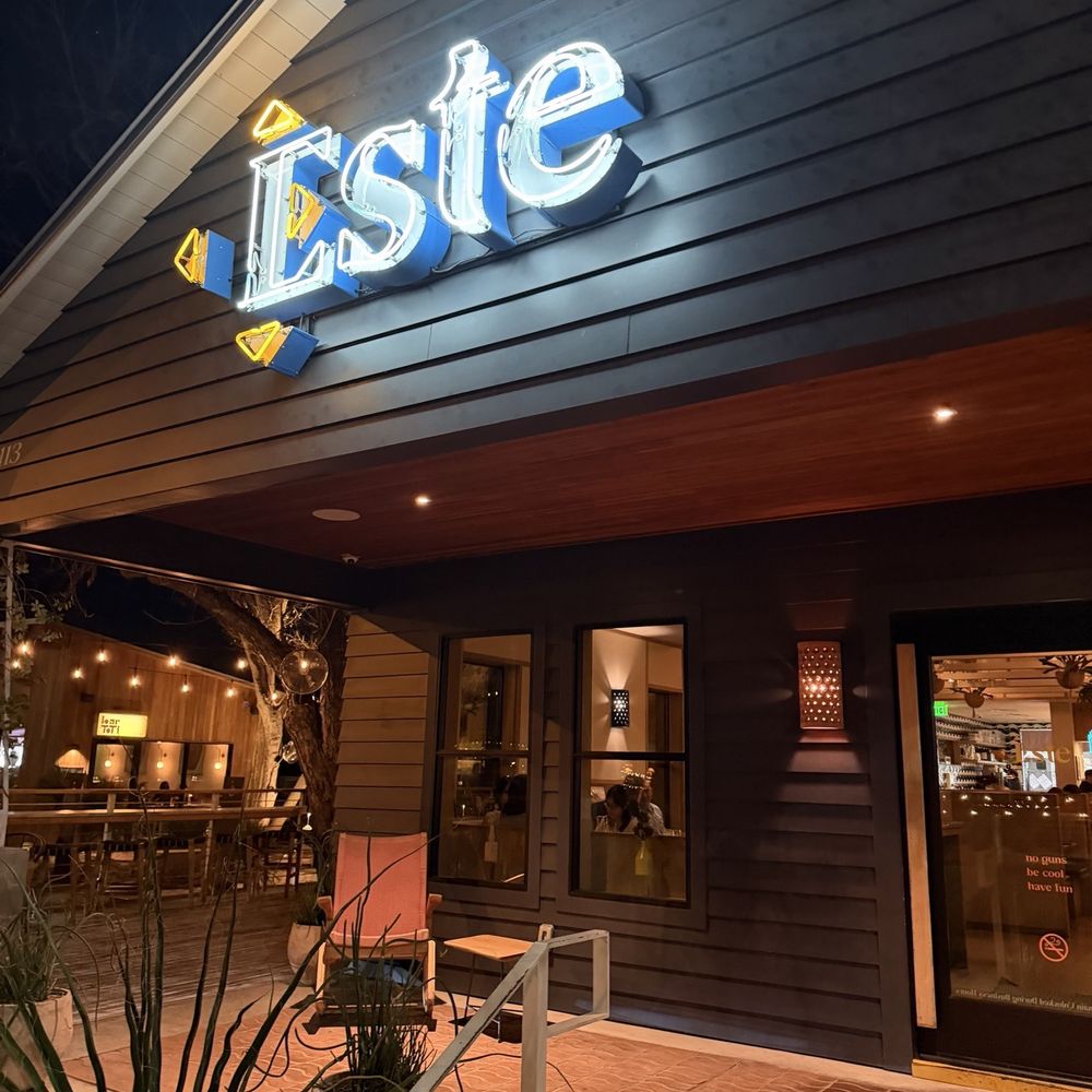 Este - Seafood Near Me - Austin, Texas Este - Seafood Near Me - Austin, Texas