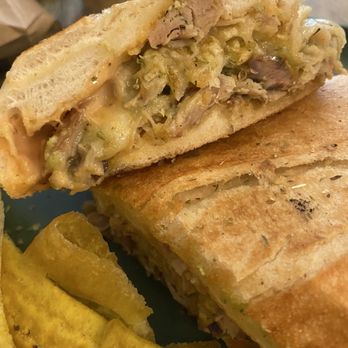 El Coqui Cafe - Desserts Near Me - Clifton, New Jersey