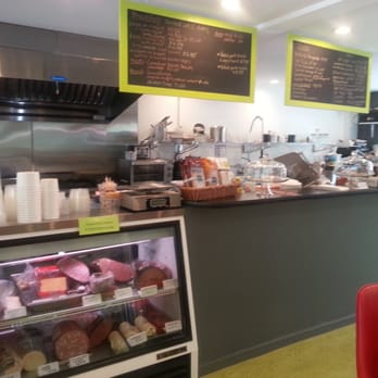 Gearhead Deli - Open kitchen, clean and super fresh offerings - Delis Near Me - Quilcene, Washington