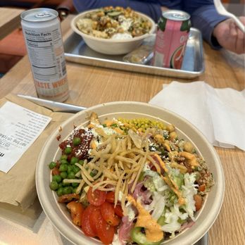Mezeh - Spring Chicken Bowl - Mediterranean Near Me - Rockaway, New Jersey Mezeh - Spring Chicken Bowl - Mediterranean Near Me - Rockaway, New Jersey