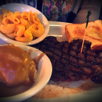 T-Bone Tom's - The steak is always cooked perfect and the toast and macaroni was good too. - Barbeque Near Me - Kemah, Texas