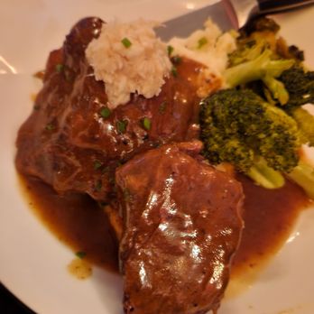 Salmon n' Bannock - Bison pot roast with a big dollar of horseradish on top. - Canadian (New) Near Me - Vancouver, British Columbia Salmon n' Bannock - Bison pot roast with a big dollar of horseradish on top. - Canadian (New) Near Me - Vancouver, British Columbia
