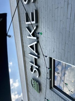 Shake Shack Metairie by null