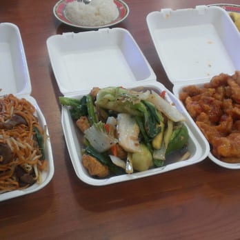 Fortune Garden - Leftover portions after my sis and I pigged out - Chinese Near Me - El Centro, California Fortune Garden - Leftover portions after my sis and I pigged out - Chinese Near Me - El Centro, California