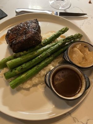 Anna's Table by null