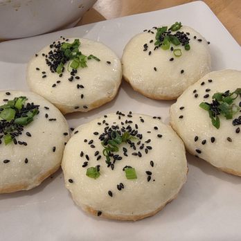 Han's Noodles & Dumplings 老韓麵館 - Pan fried buns - Noodles Near Me - Carrollton, Texas Han's Noodles & Dumplings 老韓麵館 - Pan fried buns - Noodles Near Me - Carrollton, Texas