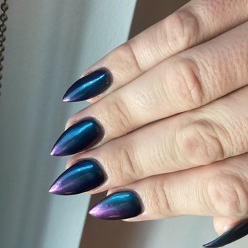 NT Nails - Iridescent chrome nails - Nail Salons Near Me - Emeryville, California NT Nails - Iridescent chrome nails - Nail Salons Near Me - Emeryville, California
