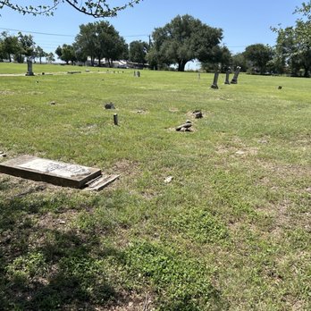 West Salado Cemetery - Taken from the back corner - Funeral Services & Cemeteries Near Me - Salado, Texas West Salado Cemetery - Taken from the back corner - Funeral Services & Cemeteries Near Me - Salado, Texas