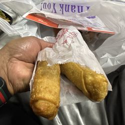 Lin's Garden - Shrimp egg rolls