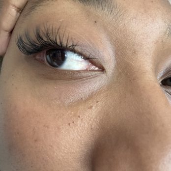 Fiona's Lashes - Hybrid next day after install - Eyelash Service Near Me - Los Angeles, California Fiona's Lashes - Hybrid next day after install - Eyelash Service Near Me - Los Angeles, California