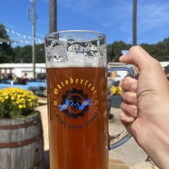 Gizmo Brew Works - Delicious beer on a beautiful day - Breweries Near Me - Raleigh, North Carolina