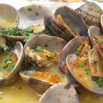 Xamfrà Gaudí - Clams - Spanish Near Me - Barcelona, B Xamfrà Gaudí - Clams - Spanish Near Me - Barcelona, B