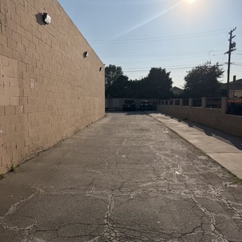 B Nutritious - Parking to the rear - Asian Fusion Near Me - El Monte, California