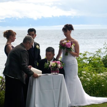 Sooke Harbour House - Hotels Near Me - Sooke, British Columbia