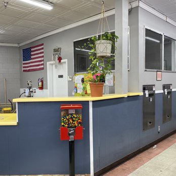 Supermat Laundromat - Laundromat Near Me - Flagstaff, Arizona