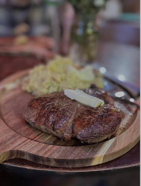Cast Iron Carnivore Kitchen Logo