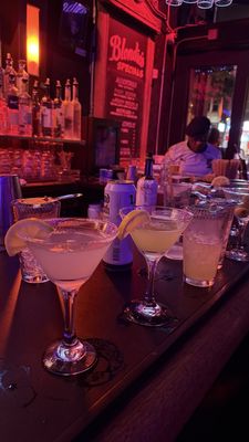 Blondie's Bar by null