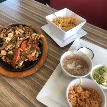 Taco's Queen - chicken fajitas - Tacos Near Me - St Augustine, Florida Taco's Queen - chicken fajitas - Tacos Near Me - St Augustine, Florida