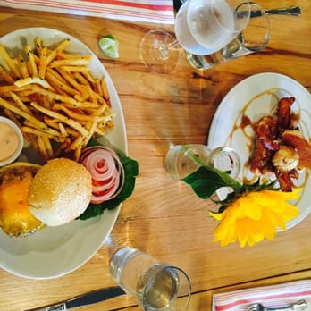 Wolf's Ridge Brewing - beef& lamb burger, bacon toast with maple ice cream! - Breweries Near Me - Columbus, Ohio Wolf's Ridge Brewing - beef& lamb burger, bacon toast with maple ice cream! - Breweries Near Me - Columbus, Ohio