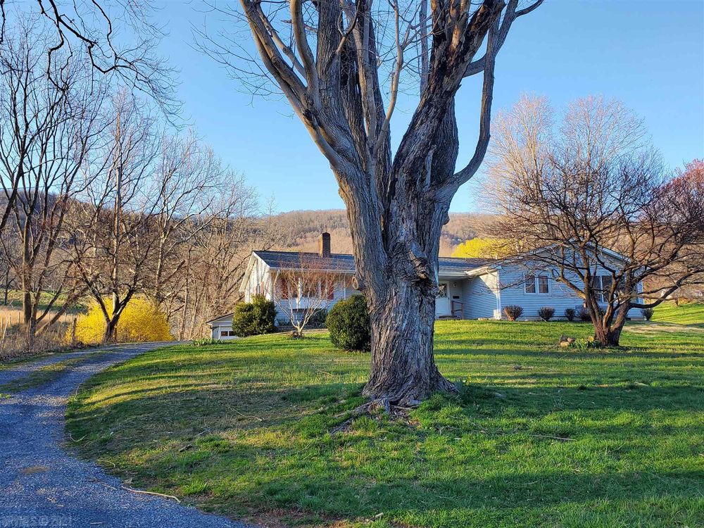 JOE RACEK MR REAL ESTATE Updated June 2024 Contact Agent 712 N