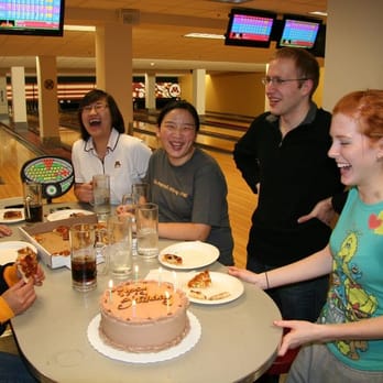 Goldy's Gameroom - a group of people at a bowling alley - Pizza Near Me - Minneapolis, Minnesota Goldy's Gameroom - a group of people at a bowling alley - Pizza Near Me - Minneapolis, Minnesota
