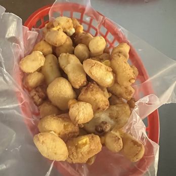 Otters On Birch - Cheese curds are best in De Pere! - Sports Bars Near Me - De Pere, Wisconsin Otters On Birch - Cheese curds are best in De Pere! - Sports Bars Near Me - De Pere, Wisconsin