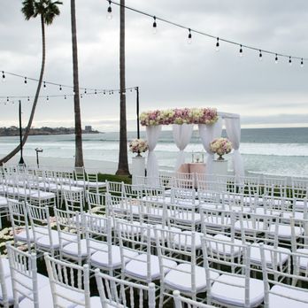 Cherry Blossom Floral Designs - Vanessa & David - Scripps Seaside Forum - Floral Designers Near Me - Carlsbad, California