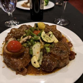 The Bootlegger Italian Bistro - Osso buco - Italian Near Me - Las Vegas, Nevada The Bootlegger Italian Bistro - Osso buco - Italian Near Me - Las Vegas, Nevada
