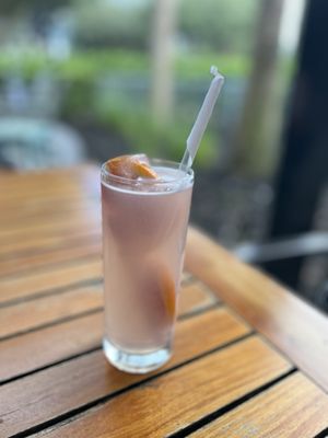 Midtown Table by null