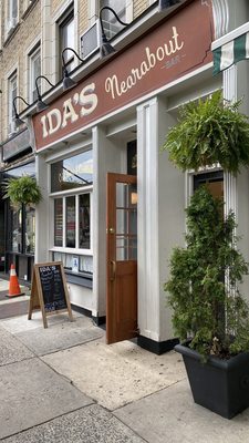 Ida's Nearabout by null